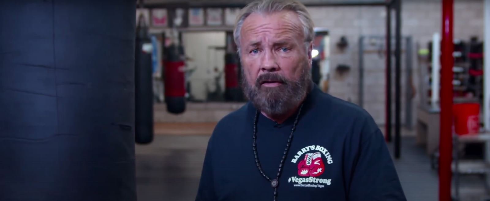 how to hit the heavy bag