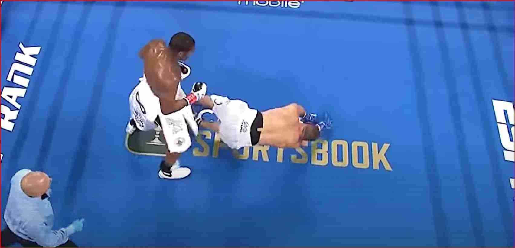 Watch: Best Young Heavyweight In America Stuns With Knockout