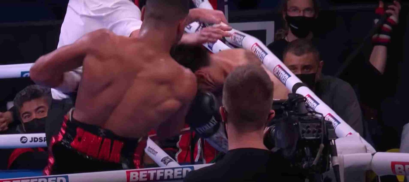 Boxer Who Vows To Be First Black Irish World Champ Makes Good Point