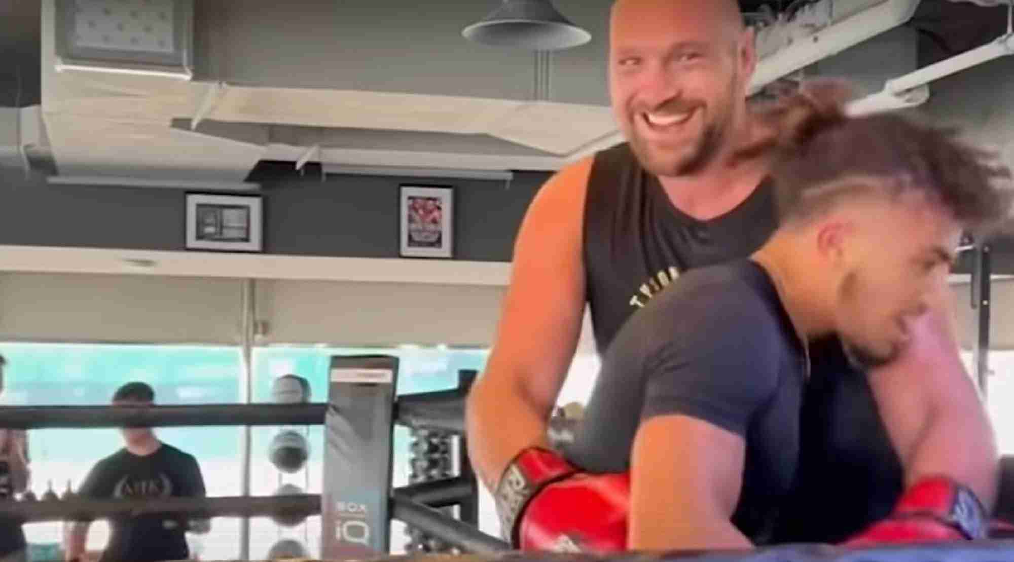 Tyson Fury Talks Ali Trash Talk To Smaller Sparring Foe