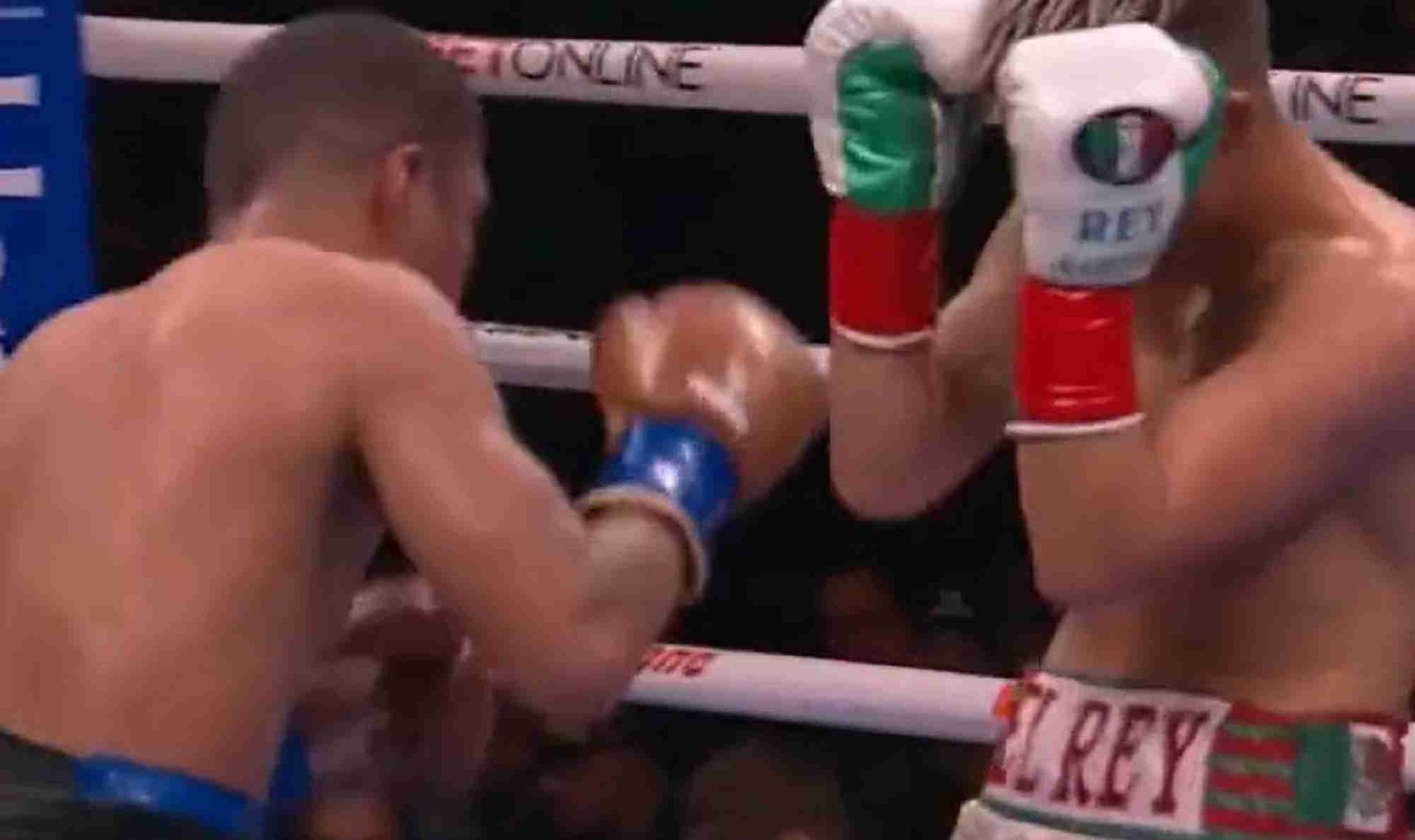 Modern Day Boxing Legend Puts On A Show
