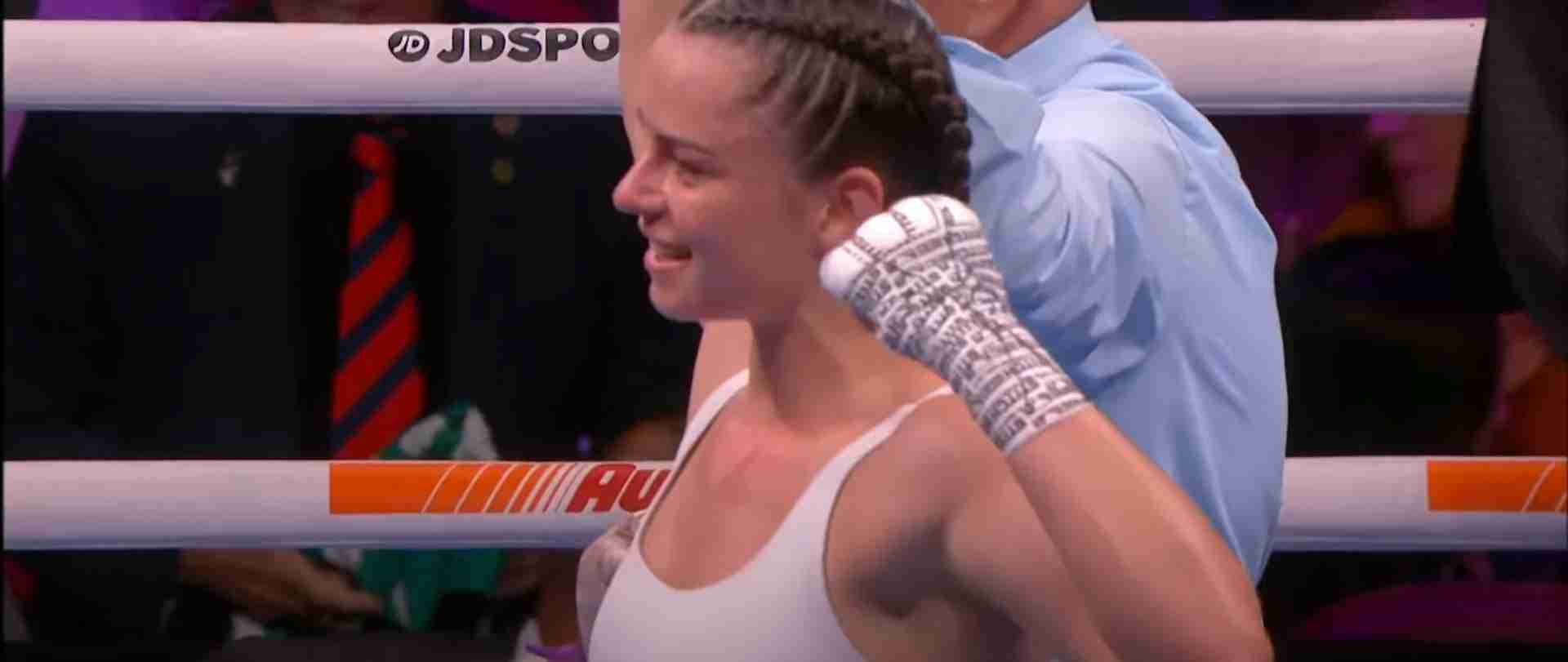 New Women's Boxing Star Is Born