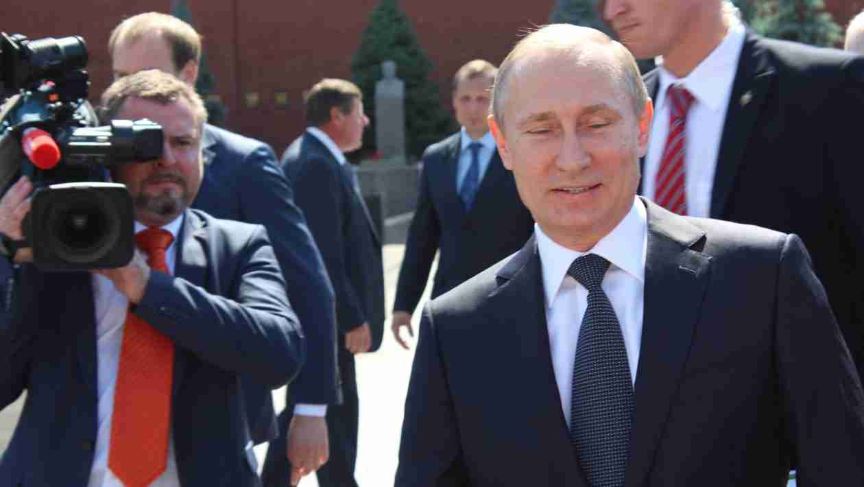 Russian Soldiers Start Returning To Russia An Open Fire On Russian Citizens