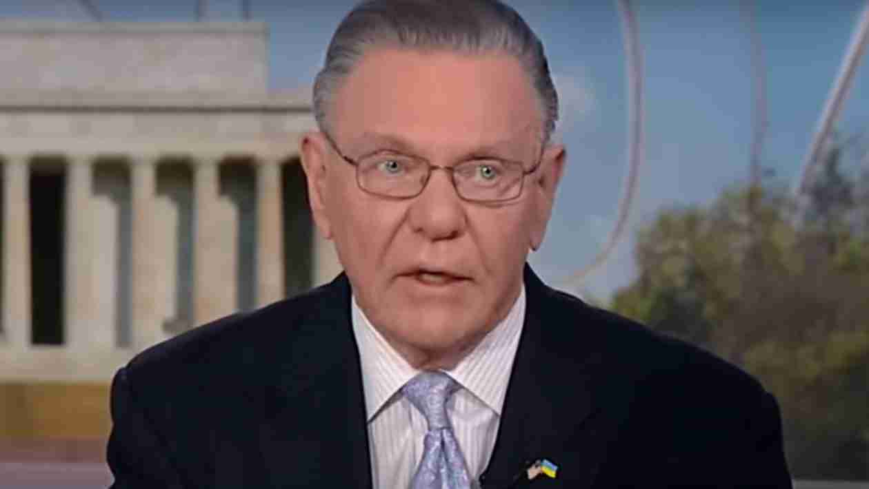 Former General Corrects Some Morons In America On Fox About Spoof Never Going To Happen Putin Nuke Threats