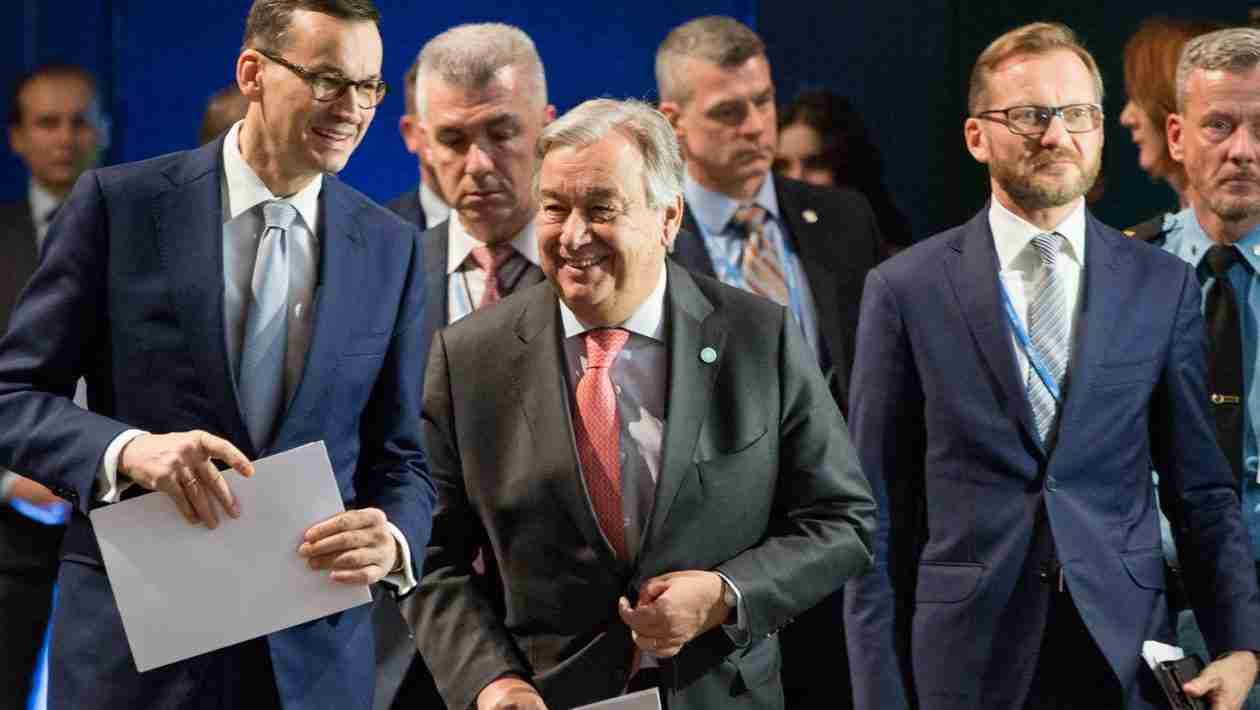 Poland Removes All Moscow Educated Workers From Foreign Ministry