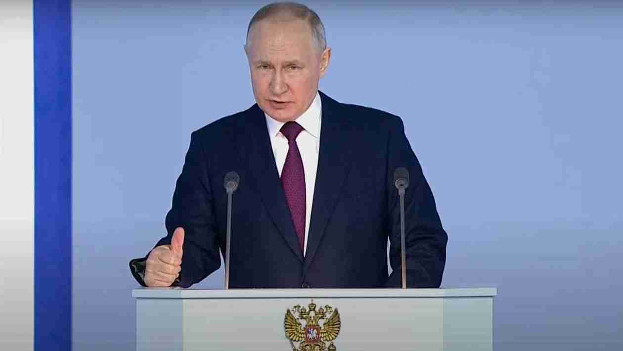 Putin Allies Even Falling Asleep Now At His Speeches
