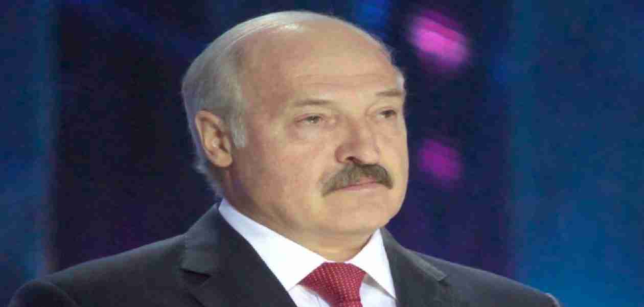 Putin Ally In Belarus Makes Himself Direct Target To Have Weapons Factories and Ammunition Depots By Belarusian Soldiers To Light Up In The War