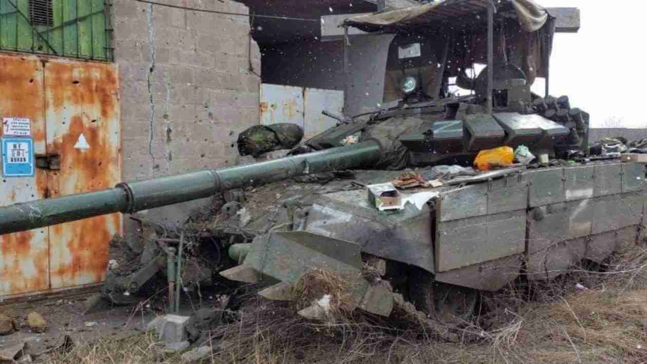 A Look At How Many Few Tanks Russia Really Have Left In Their War
