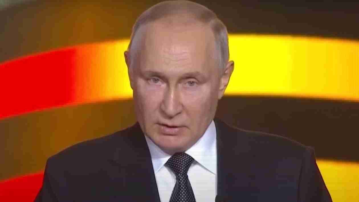 As Previously Mentioned Putin's Inner Kremlin Circle Starts To Crumble As Putin Himself Get Easily Crushed Like A Bug Within Seconds In 2023