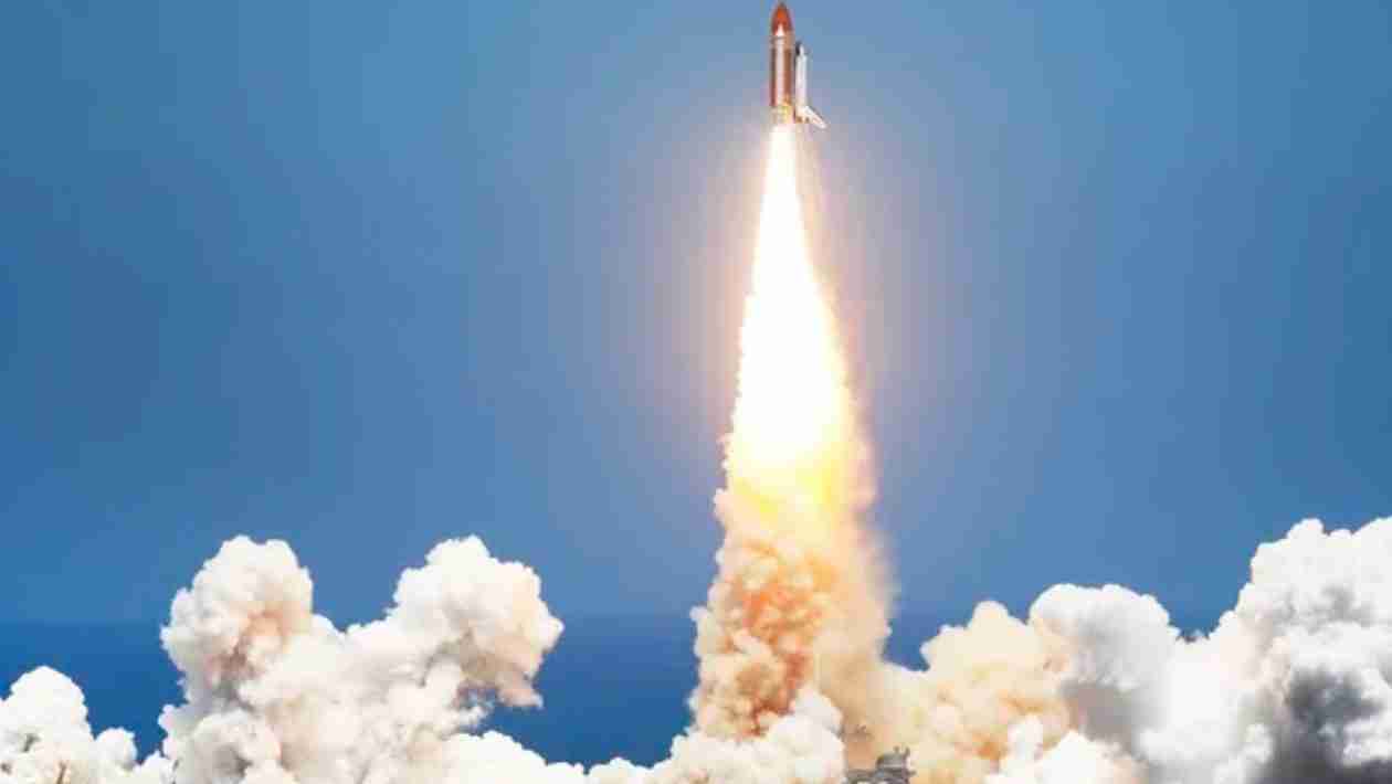 China CZ-2D Rocket Disintegrates Near Texas