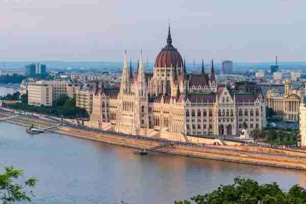 EU Outlier Hungary Goes Against Everyone Else On International Putin Arrest Warrant