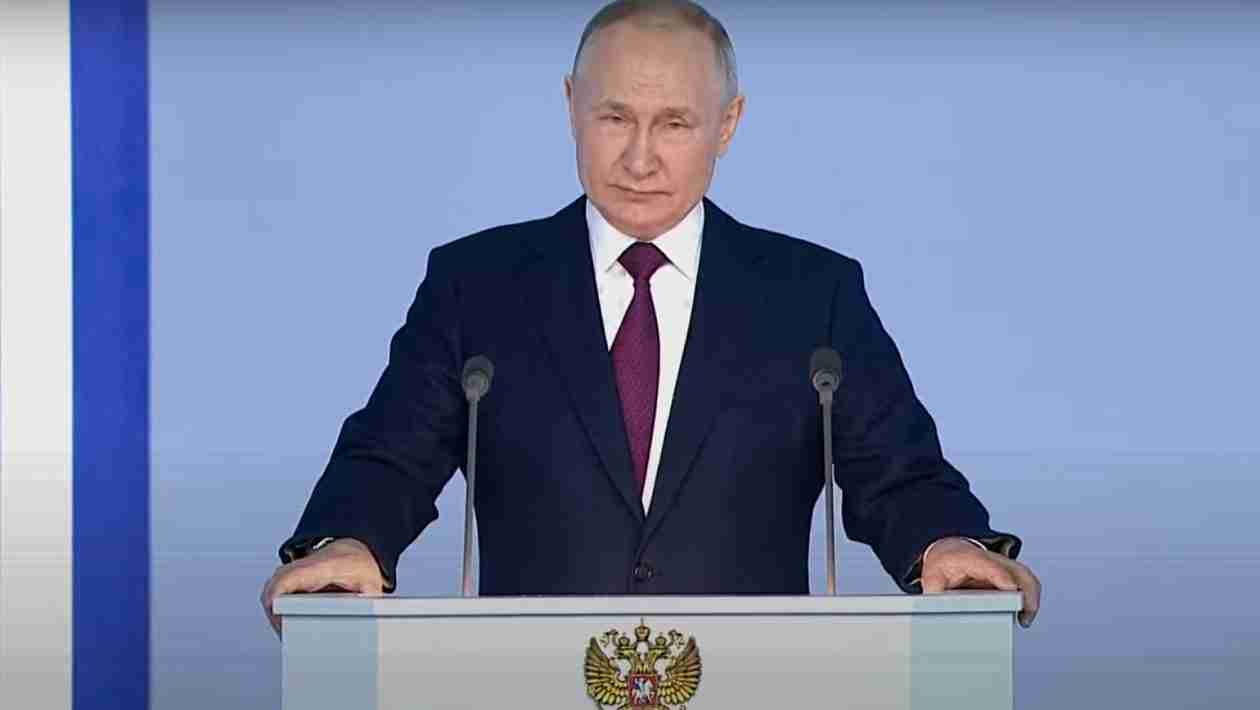 Former Russian Commander Gives Putin Bad News On His Now Failed 2023 Winter Offensive