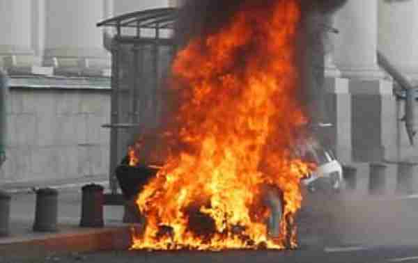Riot Policeman Assaults Ukraine Kids