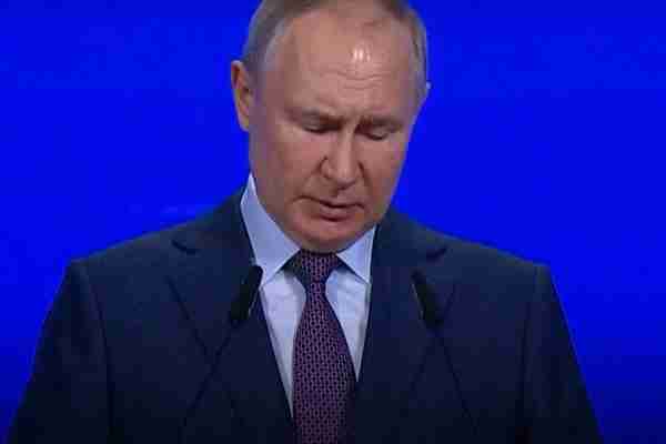 Russia Begin Hunt To Replace Putin