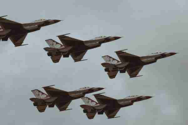 Slovakia Transfers First 4 Fighter Jets To Ukraine