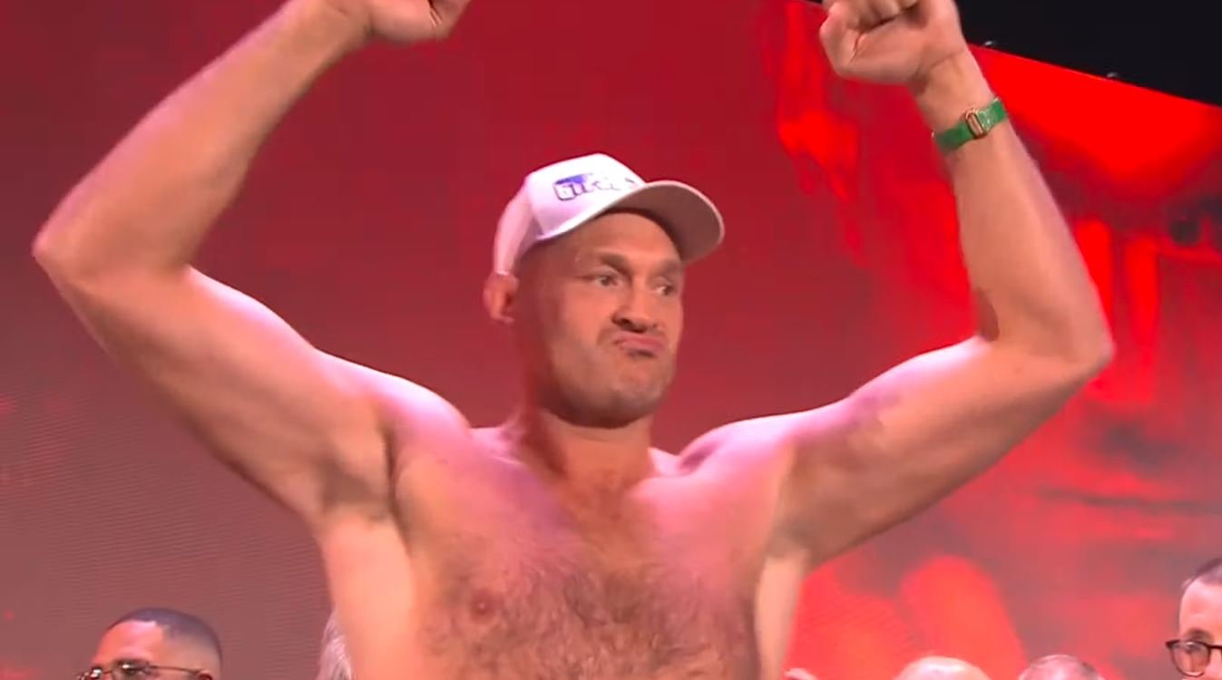 Drake Puts Big Money On Tyson Fury To Beat Usyk