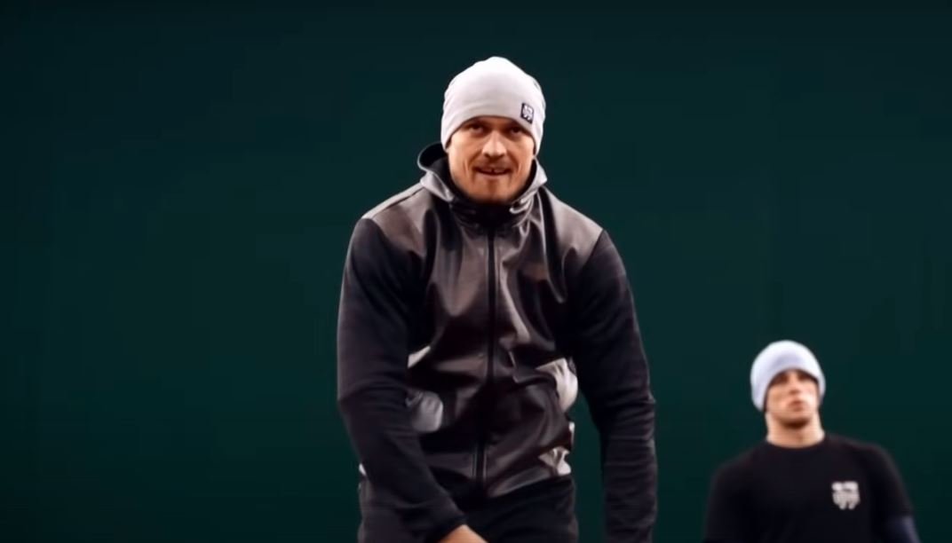 Usyk Reacts To His Team Member Being Headbutted By Tyson Fury Father