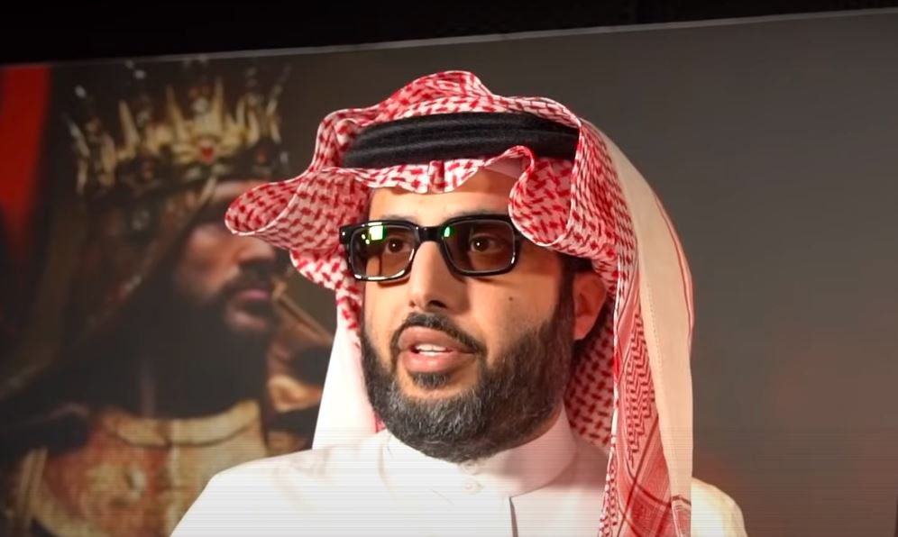 MMA and UFC Fighters Flock to Boxing In 2024 - Boxing Now Clearly Bigger Than The UFC and MMA As A Sport