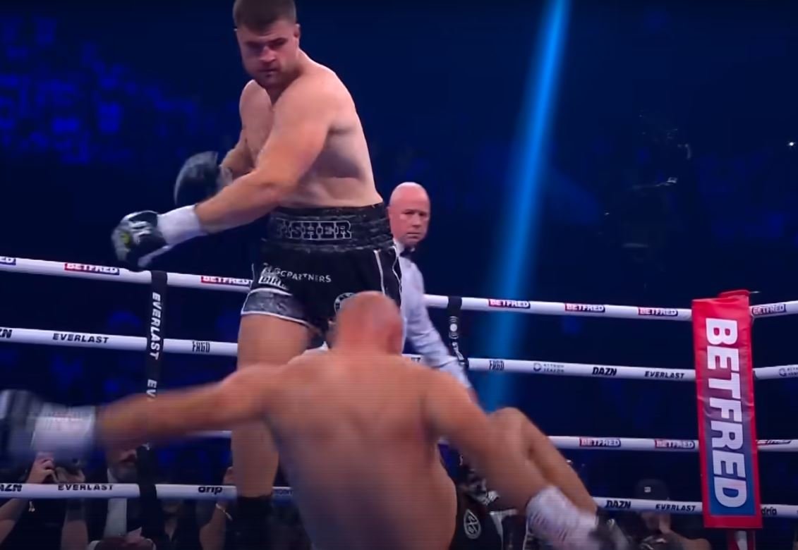 Johnny Fisher Brutal 1st Round Knockout Of Babic