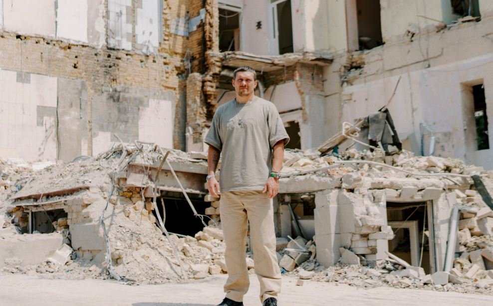 Usyk Returns To Kyiv Where Kids Cancer Patients Were Killed