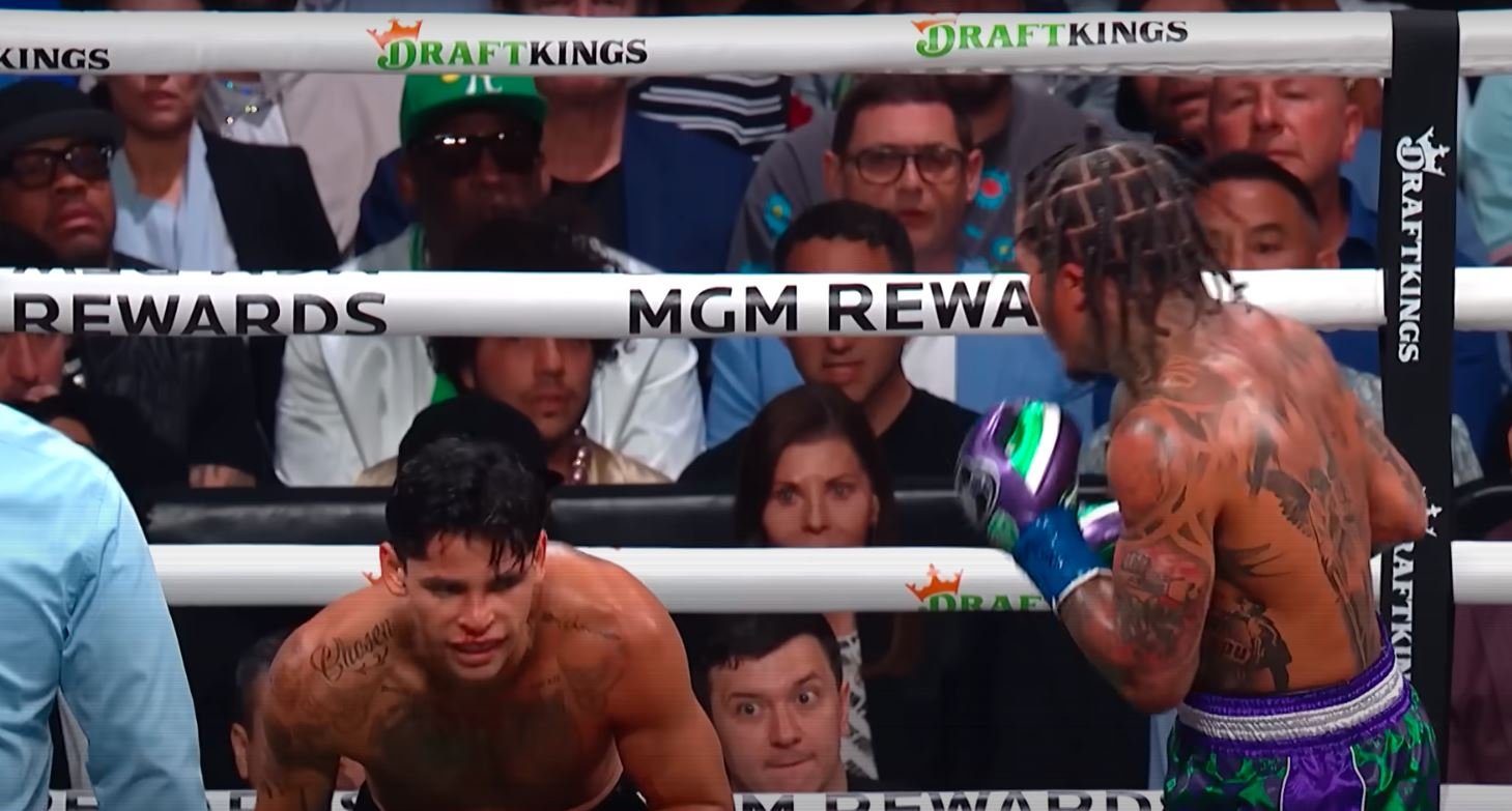 davis vs garcia purse