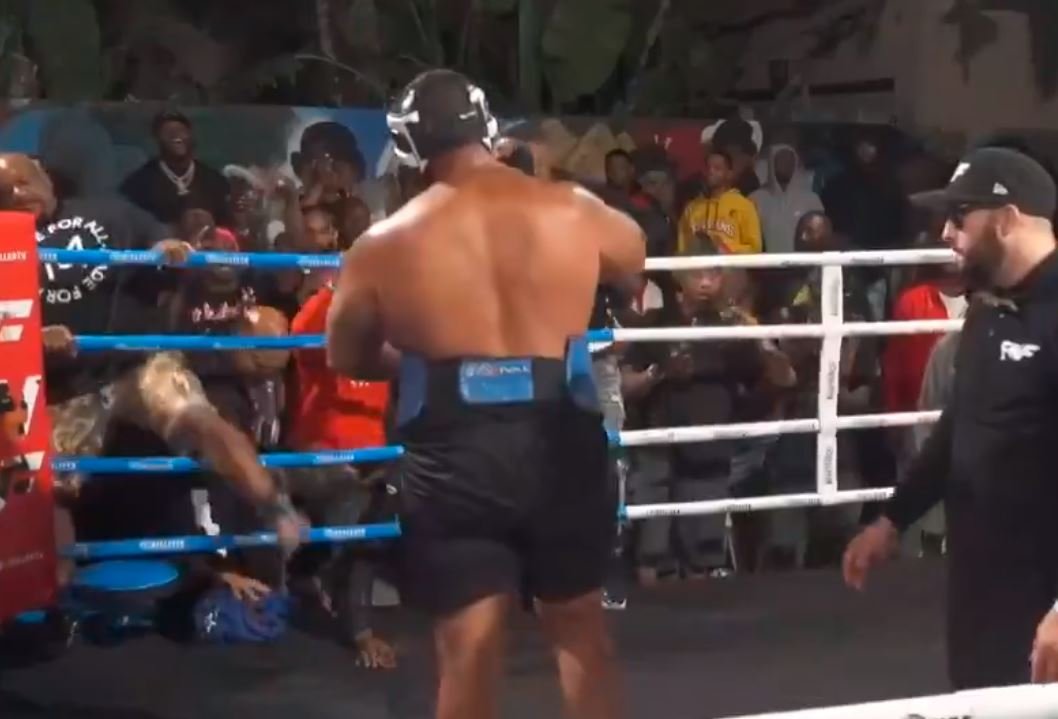 heavyweight christopher lovejoy
