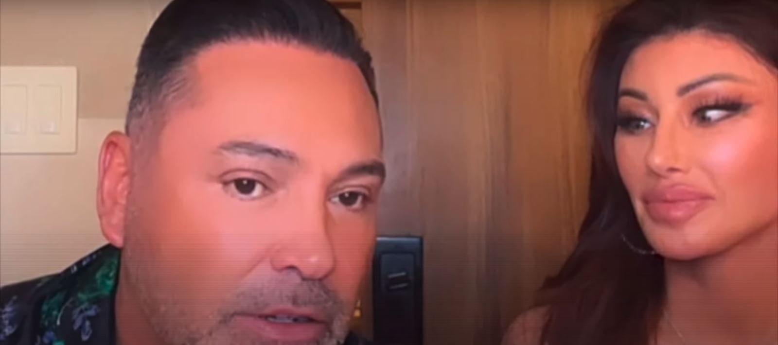 De La Hoya Does Everything Possible To Diminish Canelo's Fight 2 De La Hoya Does Everything Possible To Diminish Canelo's Fight