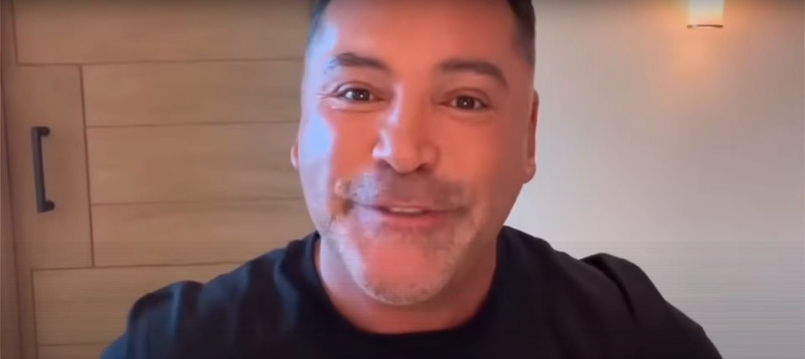 Oscar De La Hoya Absolutely Obliterates Floyd Mayweather's Mexico Exhibition