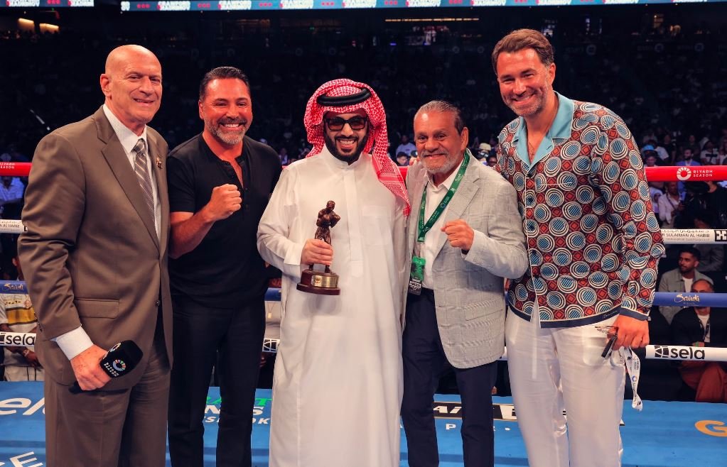 His excellency Turki Alalshikh of Saudi Arabia put on a stunning boxing event and show in LA this weekend in a stadium.