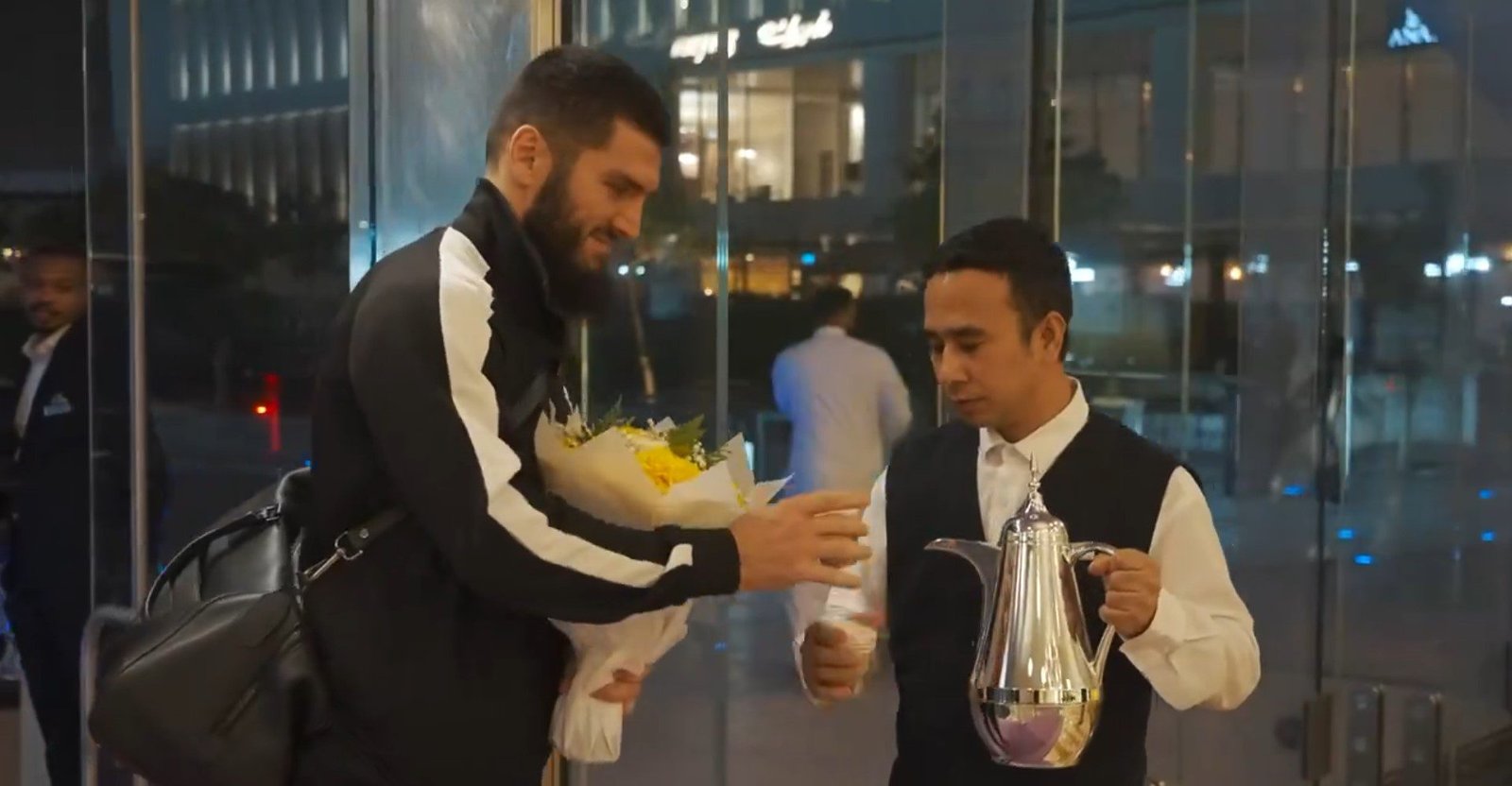 Watch: Artur Beterbiev Arrives In Saudi Ahead Of Bivol Fight 2 Artur Beterbiev Arrives In Saudi Ahead Of Bivol Fight