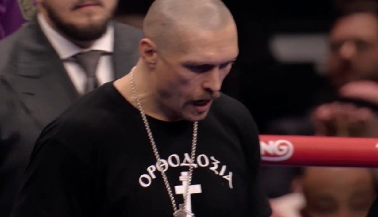 After Reportedly Being Warned Not To Wear It Usyk Demonstrates Power Of Cross In Fury 2 Ahead Of Christmas 2024 2 After Reportedly Being Warned Not To Wear It Usyk Demonstrates Power Of Cross In Fury 2 Ahead Of Christmas 2024