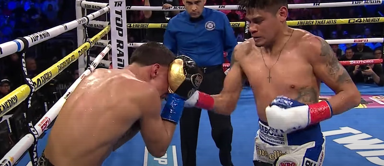 Watch: Emanuel Navarrete Stops Oscar Valdez In Rematch