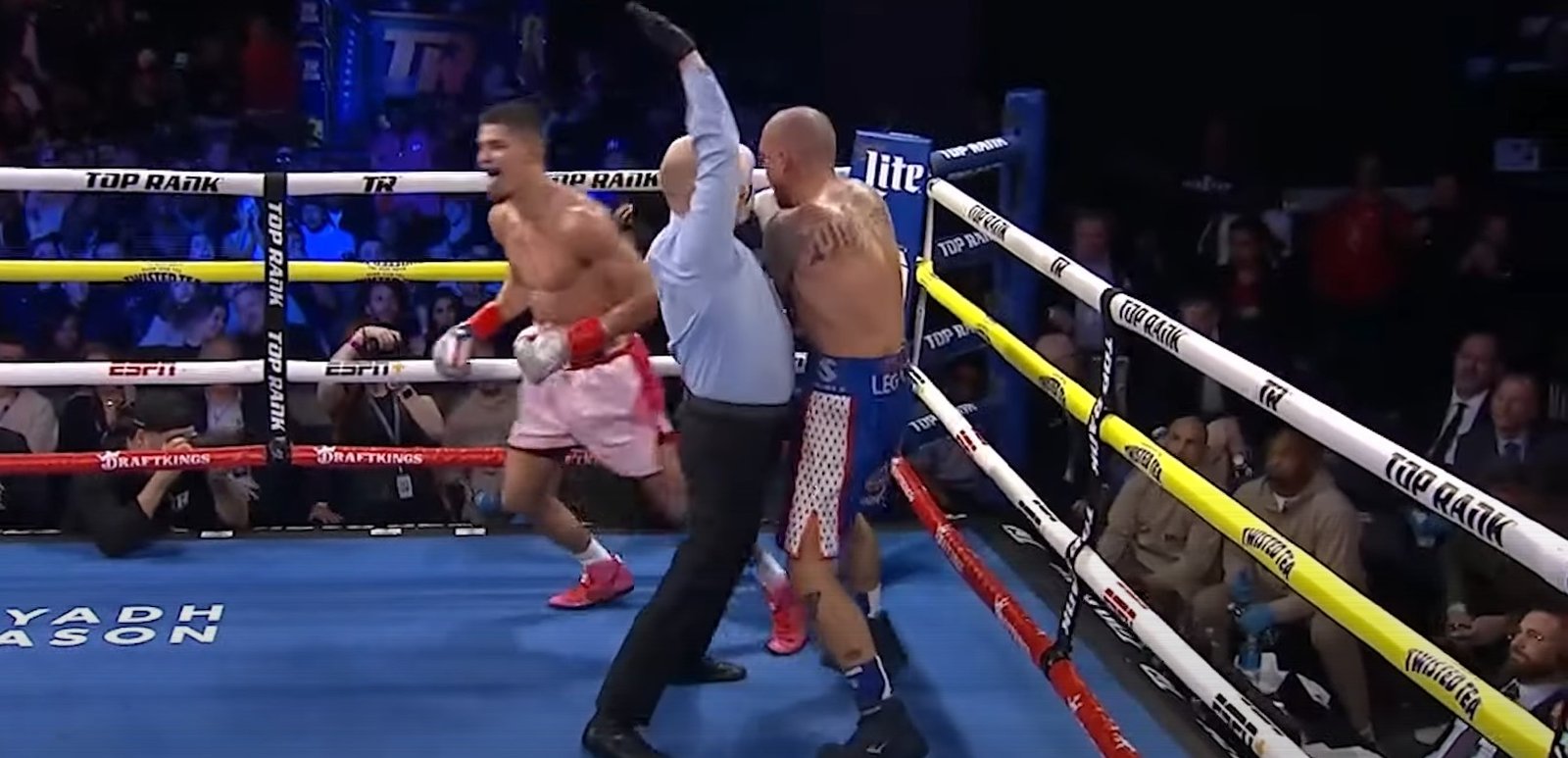 Boxing World Reacts To Xander Zayas Round 9 TKO 2 Boxing World Reacts To Xander Zayas Round 9 TKO