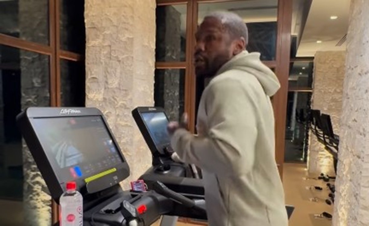Watch: Floyd Mayweather Back In The Fitness Gym 2 Mayweather Back In The Fitness Gym