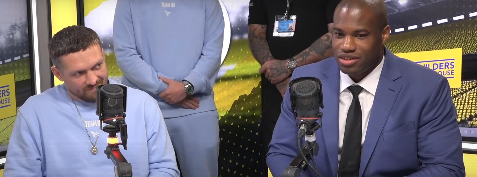 Usyk Reacts To Dubois Rematch To His Face Sitting Right Next To Him