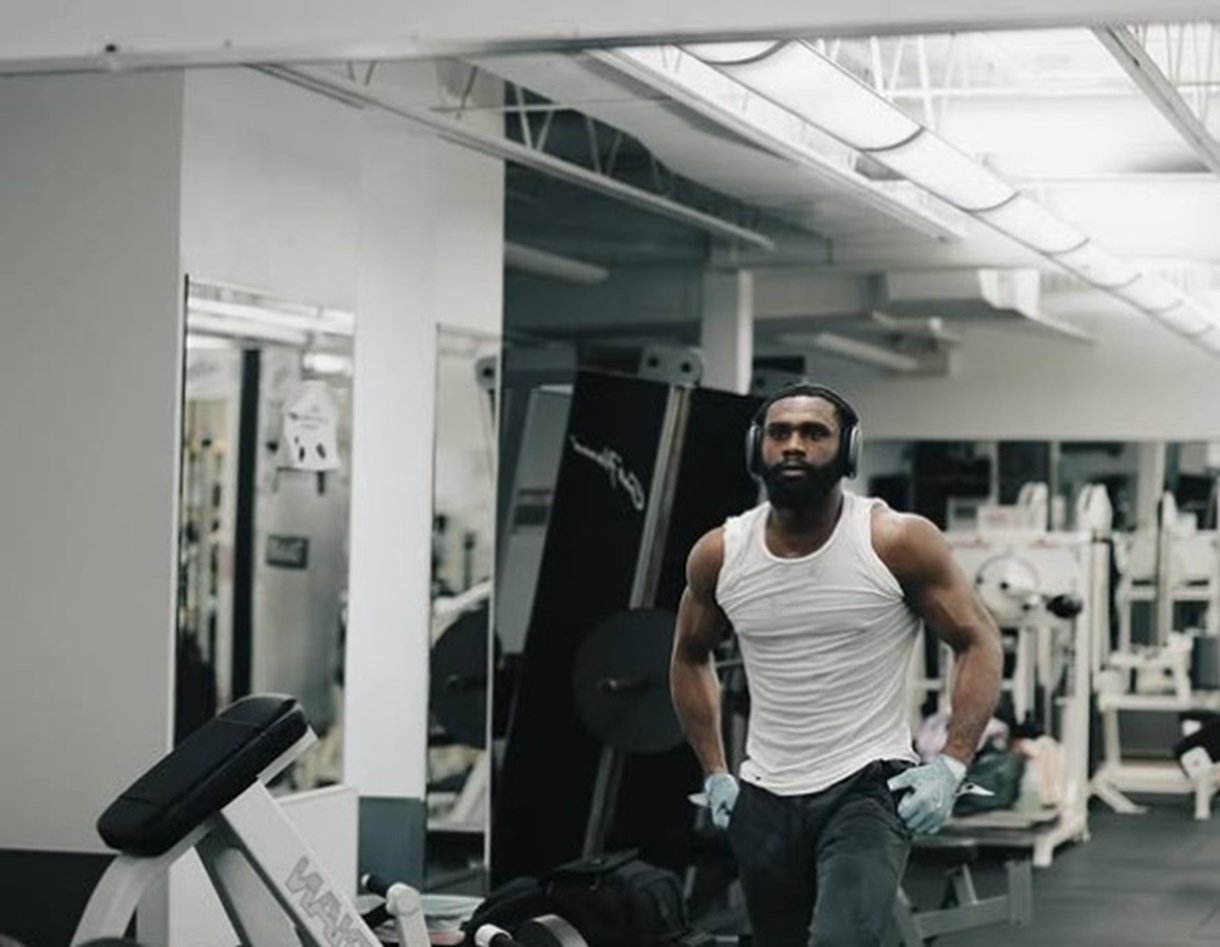 Jaron Ennis Aims for Greatness: Wants to Join Mayweather and Leonard in Welterweight History