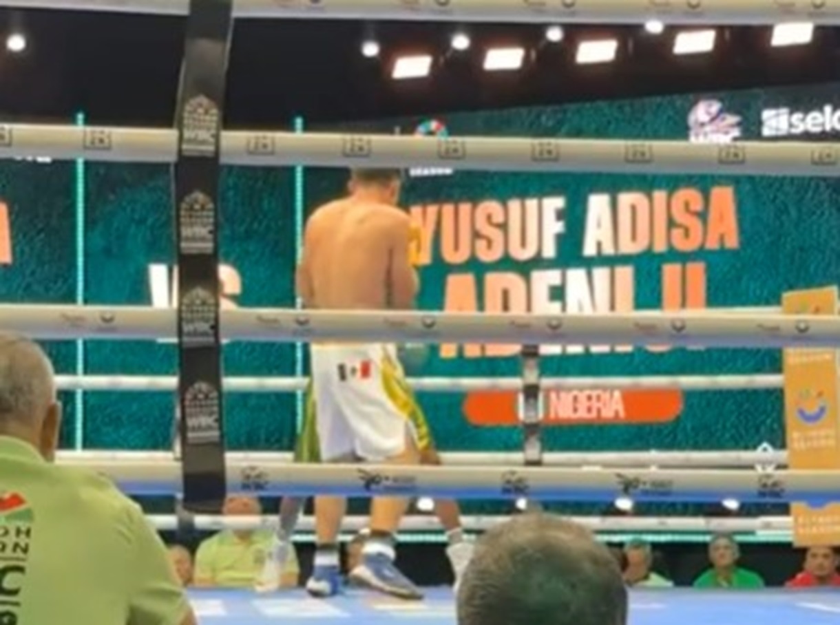 Ringside Footage Of World Boxing Grand Prix