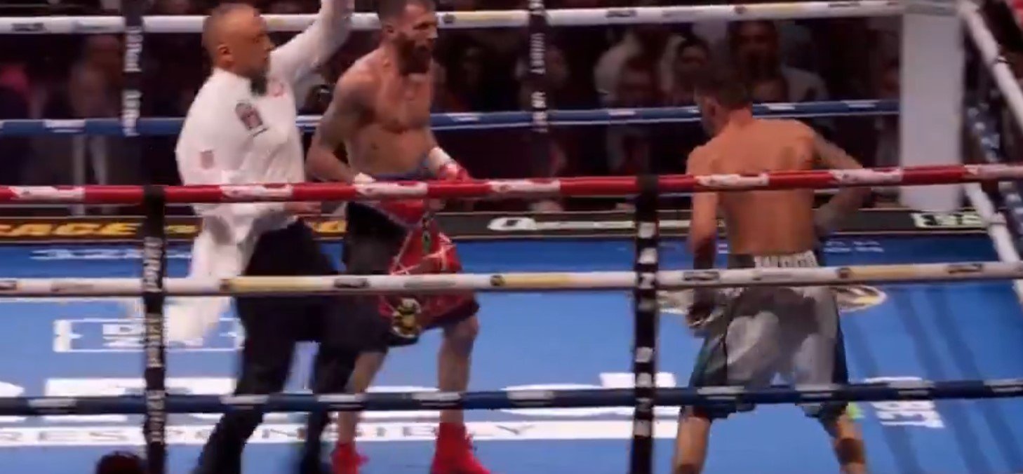 Anthony Cacace Stops Leigh Wood 2 Anthony Cacace Stops Leigh Wood