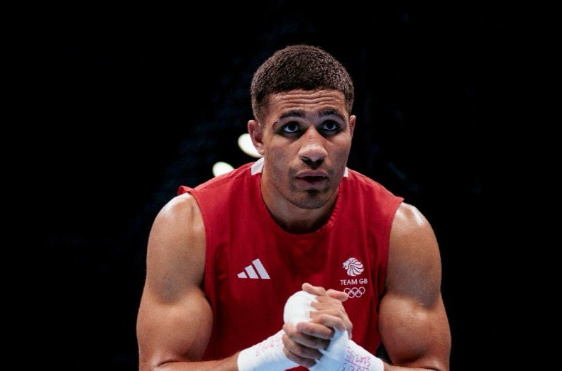 Boxer Suddenly Retires After Only One Single Professional Fight