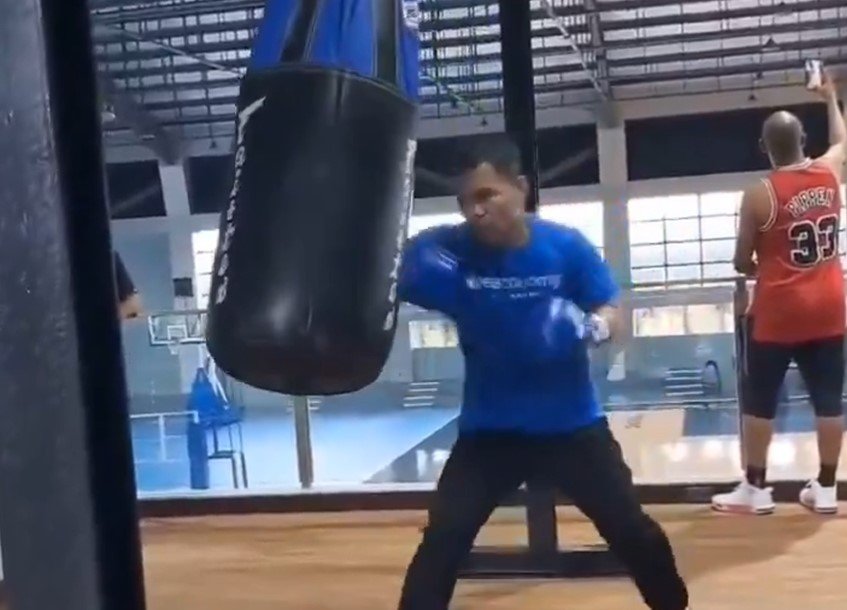 Boxing World React To 46 Year Old Manny Pacquiao First Training Clips Ahead Of Barrios World Title Showdown