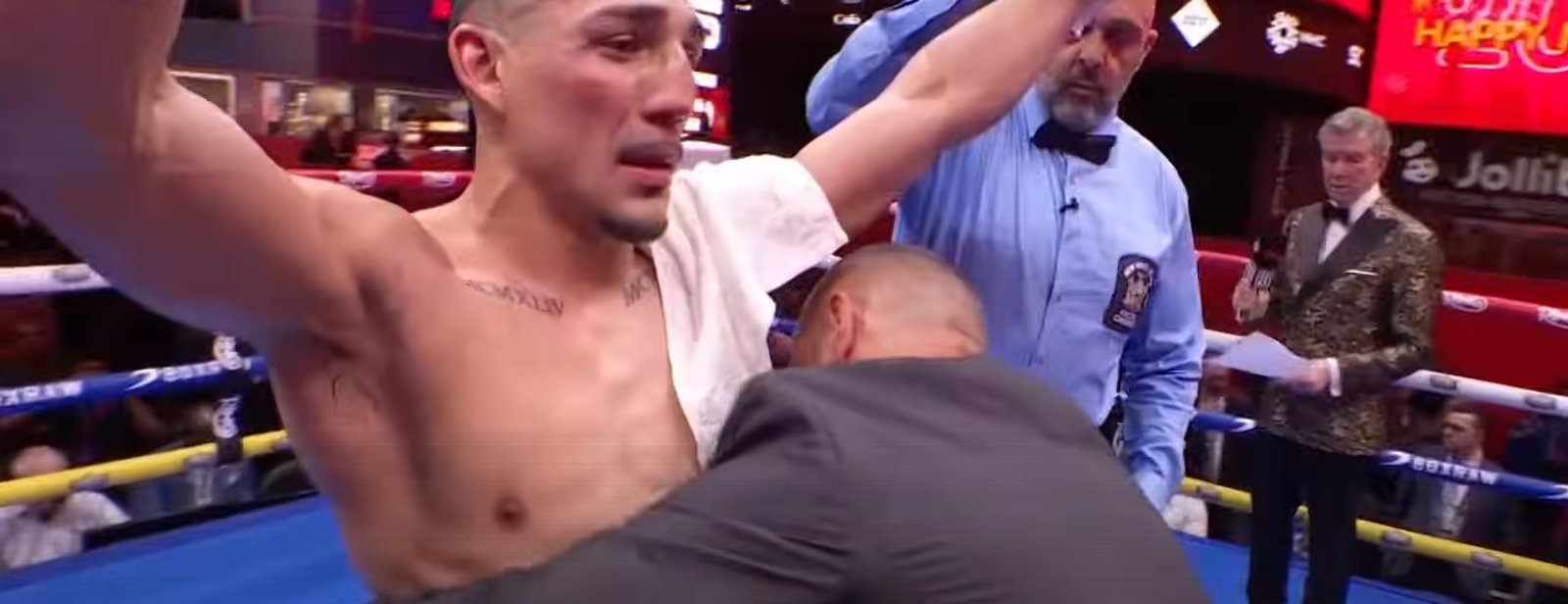 Boxing World Reacts To Teofimo Lopez vs Arnold Barboza Fight