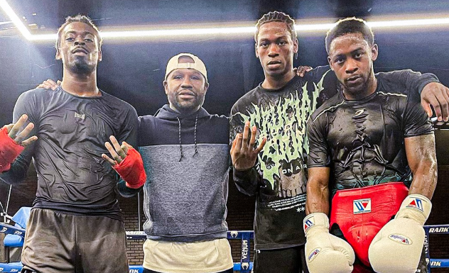 Keyshawn Davis Gets Visit From Boxing Legend Floyd Mayweather