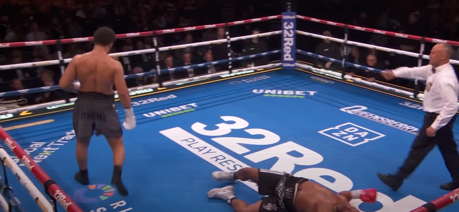 Moses Itauma Brutally Knocks Out Mike Balogun 2 Moses Itauma Brutally Knocks Out Mike Balogun