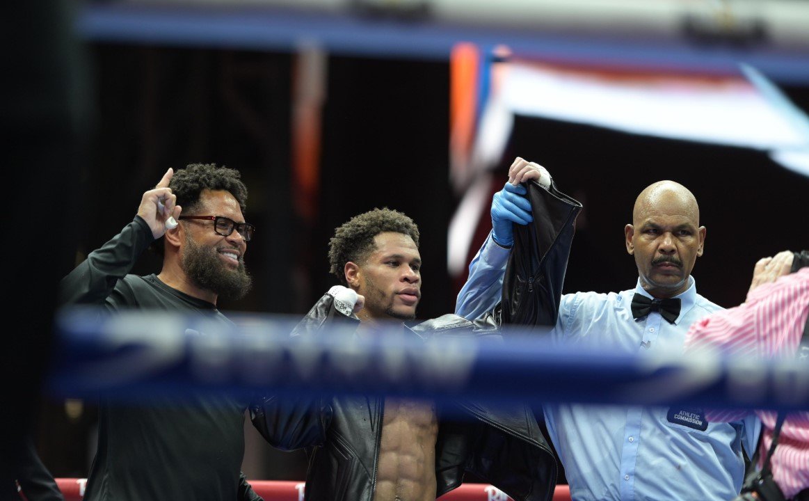 Boxing World Reacts To Devin Haney vs Jose Ramirez