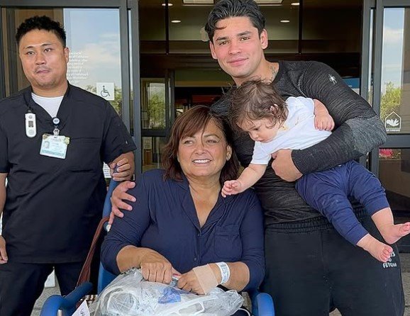 True Champion: Garcia’s Reaction to Romero Defeat Redefines Strength 2 t34t35