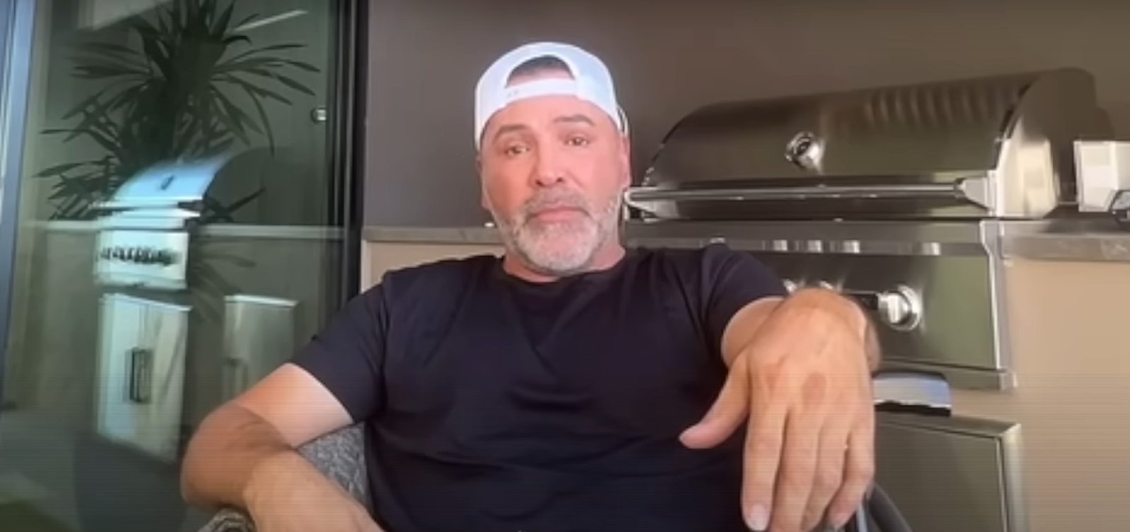 Oscar De La Hoya Makes Some PEDs Claims About Canelo Trainer Eddy Reynoso And His Team