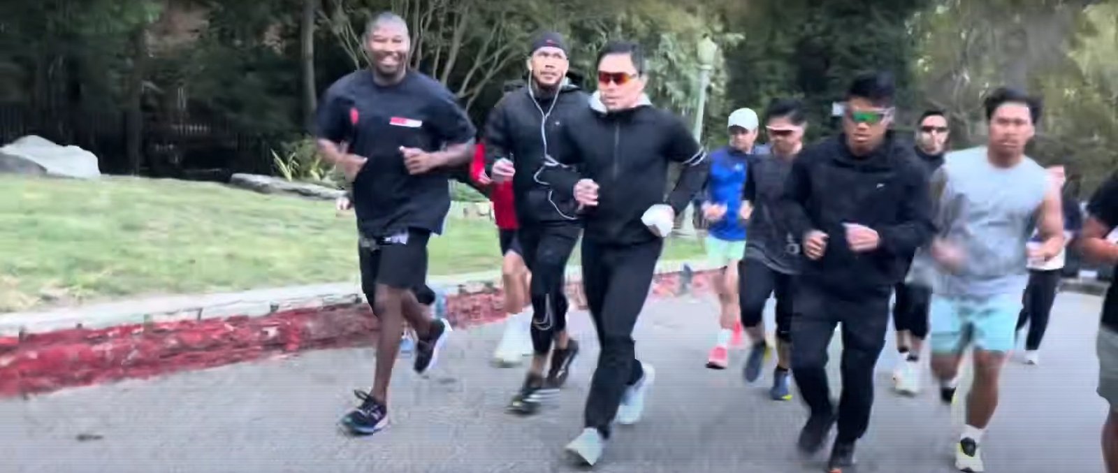 Shane Mosley Pushes Pacquiao In Training Like Apollo Creed In Rocky