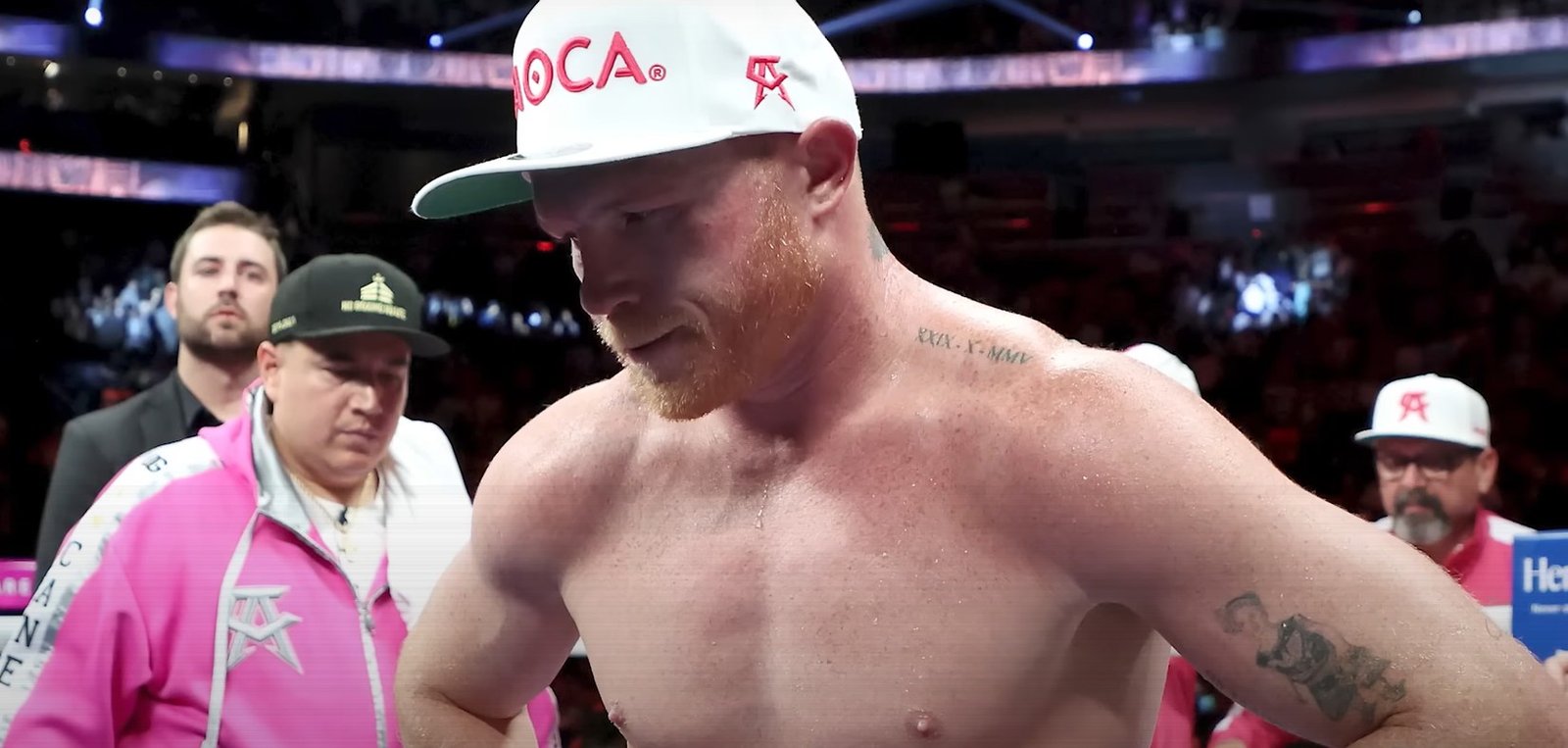 Terence Crawford Reacts To Canelo Shoving Him