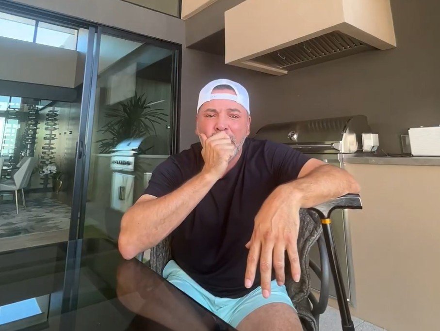 Watch: Oscar De La Hoya Clapback Thursday As Explosive As Ever 7 Oscar De La Hoya Clapback Thursday As Explosive As Ever