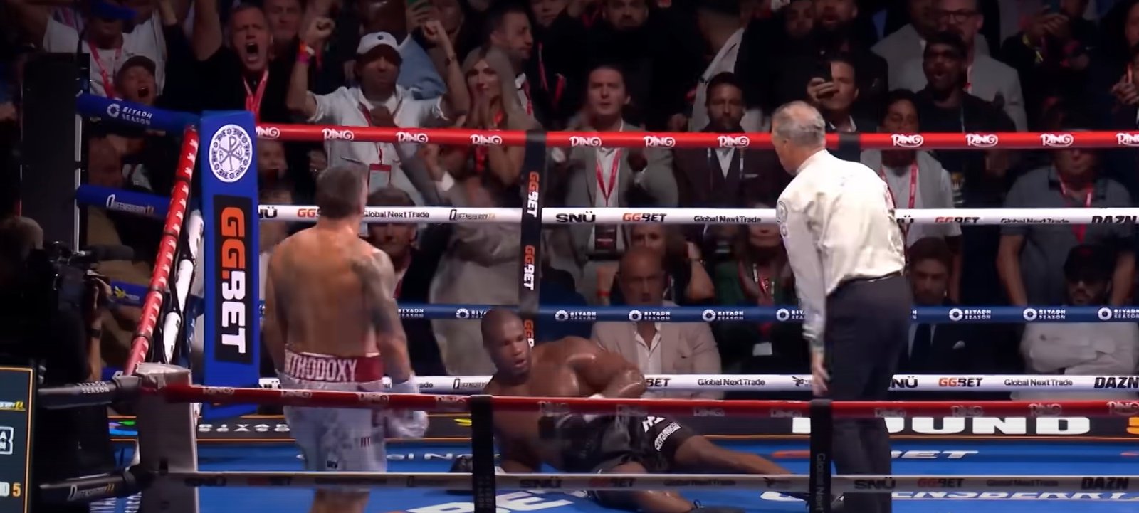 Usyk Brutally Knocks Out Daniel Dubois In Rematch